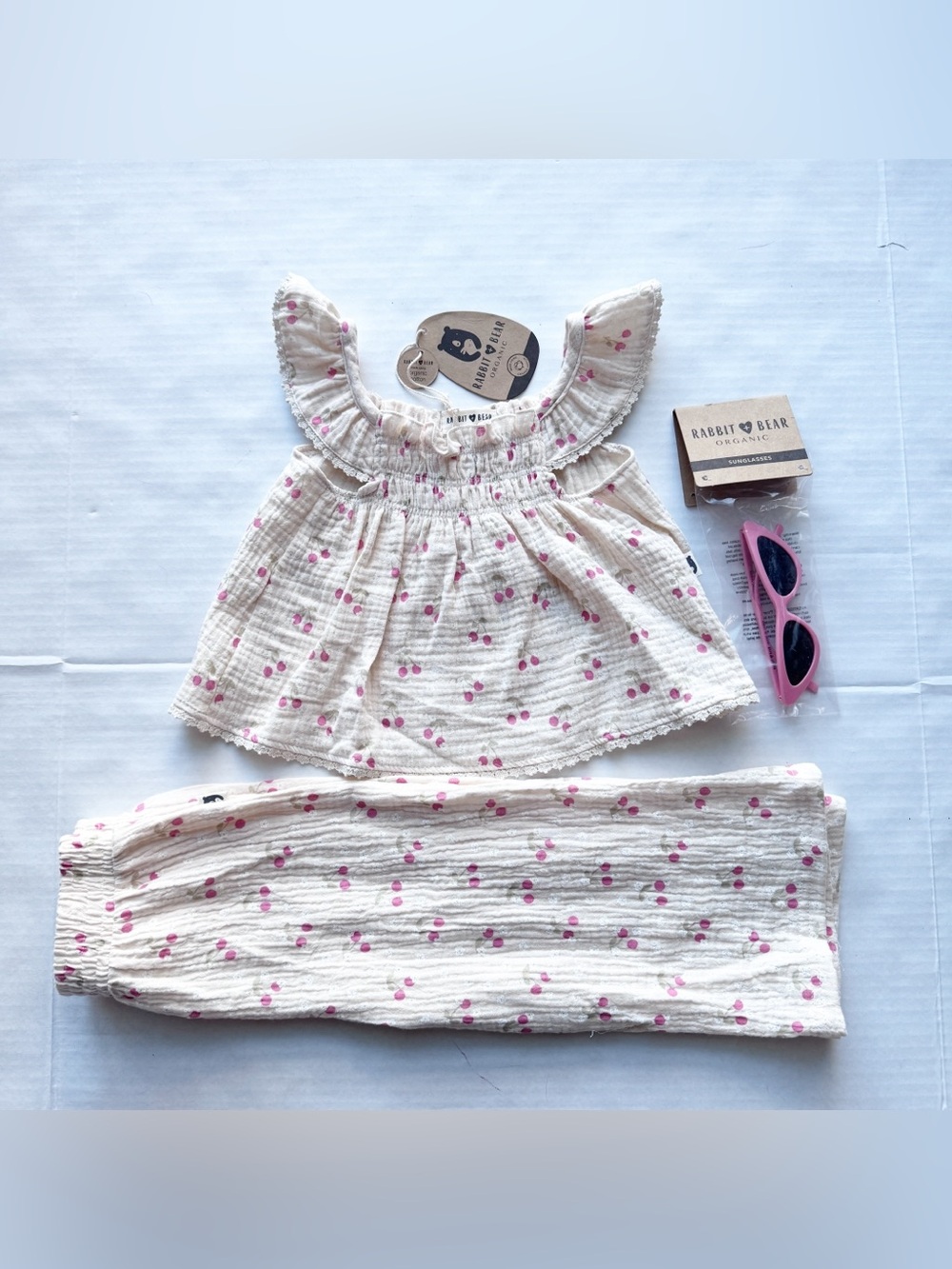 Rabbit + Bear Cream Pink Floral Wide Pants, Top & Sunglasses
NWT